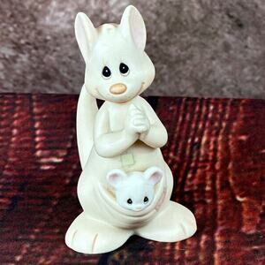 Precious Moments 1988 "Hello World" 521175